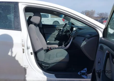 2013 Hyundai Elantra Gls z USA, uszkodzony, nr VIN 5NPDH4AE7DH424070